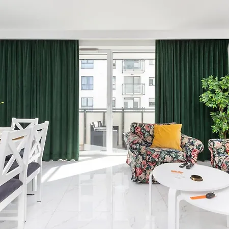 Old Town Bastion Walowa By Renters