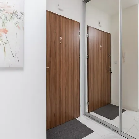 Old Town Bastion Walowa By Renters * Danzig