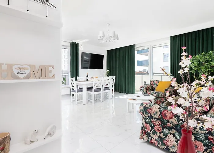 Old Town Bastion Walowa By Renters Apartament